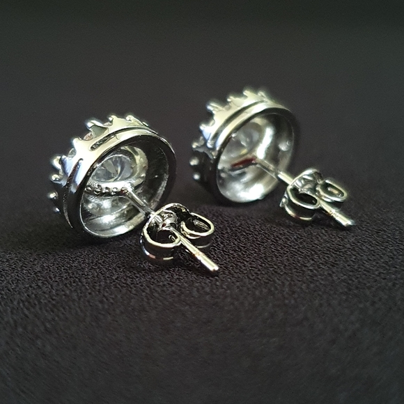 Simple Lovely Silver Round Diamond Earrings - Picture 2 of 3